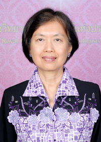 แพทย์หญิง ผกา วราชิต