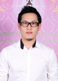นายแพทย์ พฤทธิ์ เครือชัยพินิต