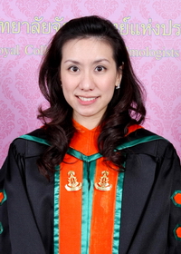แพทย์หญิง รสนันท์ ศิขรินกุล